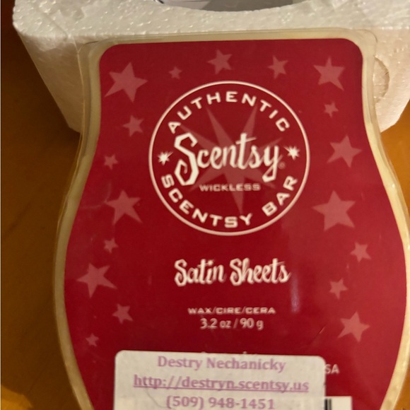 5 Scentsy Warmer Melts NWT - Picture 4 of 7